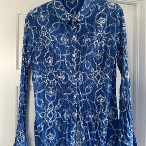 J. McLaughlin Blue and White Patterned Top